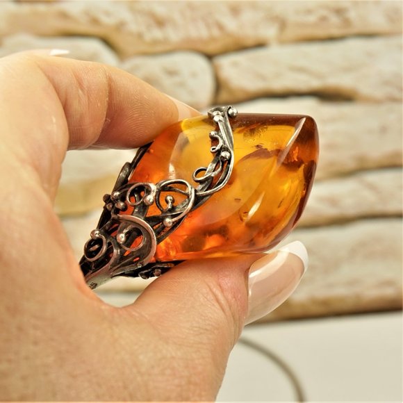 HUGE AMBER STERLING PENDANT WITH MEXICO SILVER WIRE, RARE GIFT FOR WOMEN - Picture 8 of 13
